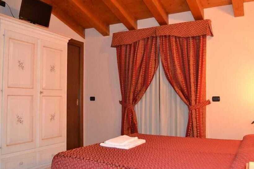 اتاق استاندارد, Albergo La Piana