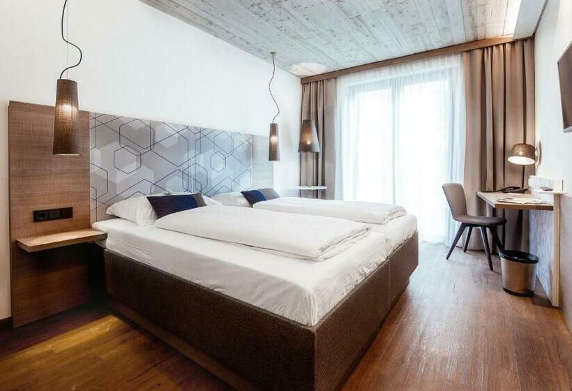 Quarto Estandar, Arte Hotel Kufstein