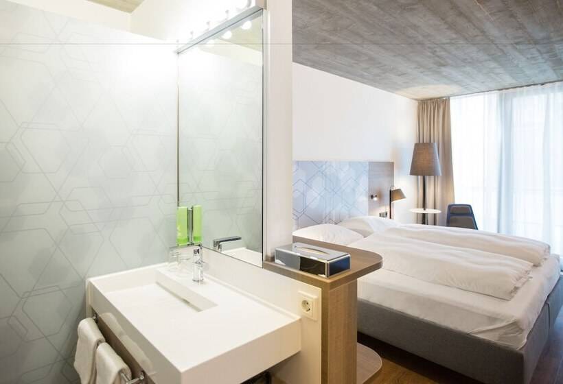 Escritório Estándar, Arte Hotel Kufstein