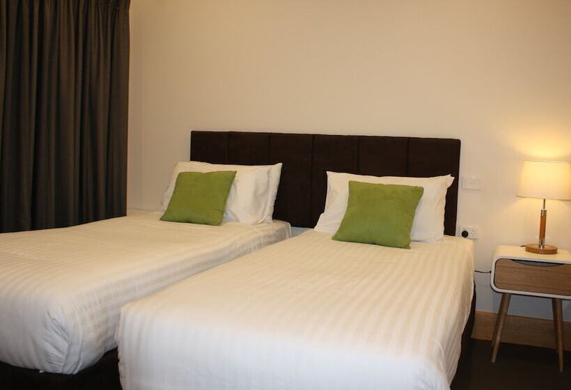 آپارتمان مدیریتی 2 خوابه, Big4 Stuart Range Outback Resort