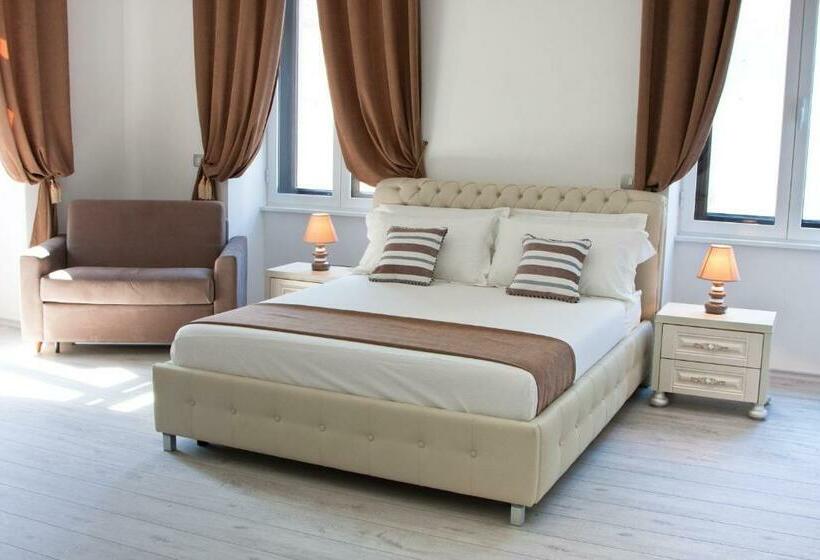 اتاق استاندارد چهار تخته, Brilliant Camere