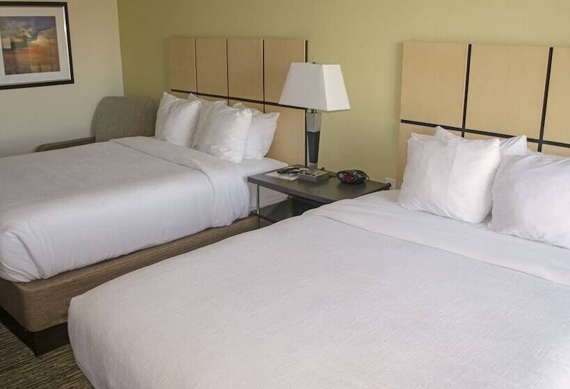 标准工作室, Candlewood Suites Enid, An Ihg