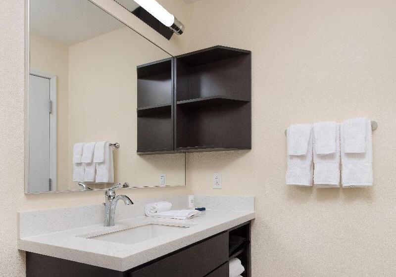 带大床的套房, Candlewood Suites Enid, An Ihg