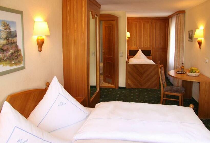 غرفة قياسية ثلاثية, Chalét Zum Kurfürst