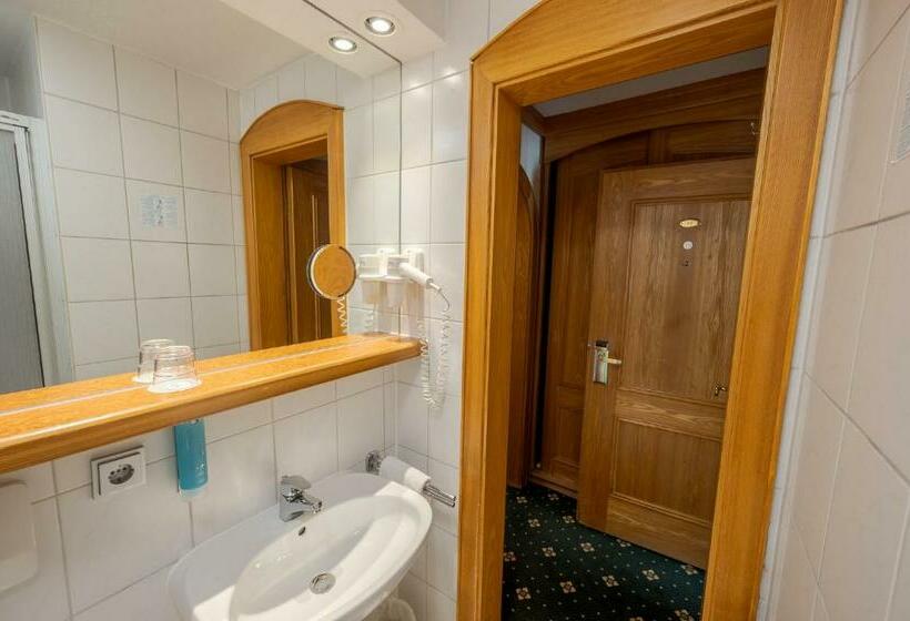 غرفة قياسية فردية, Chalét Zum Kurfürst