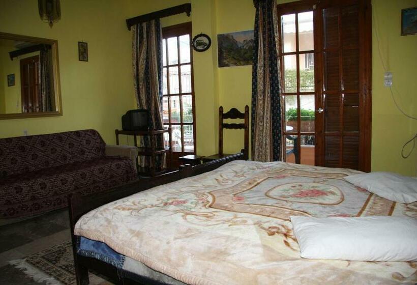 غرفة قياسية, Katerina