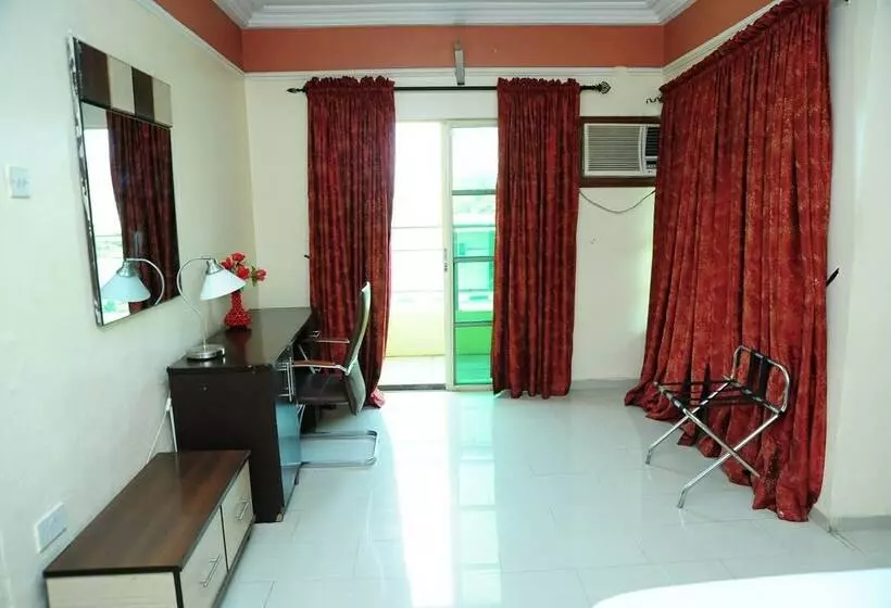 اتاق لوکس, Richton Hotel And Suites