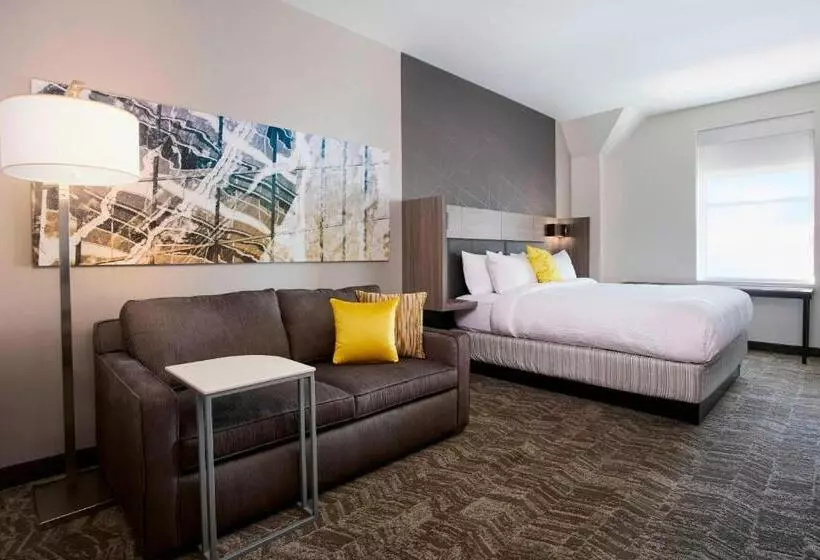キングサイズベッドのスイートルーム, Springhill Suites By Marriott Milwaukee Downtown