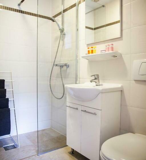 اتاق استاندارد, T