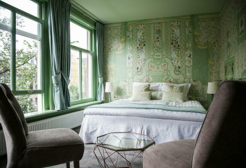 اتاق استاندارد با چشم‌انداز, T