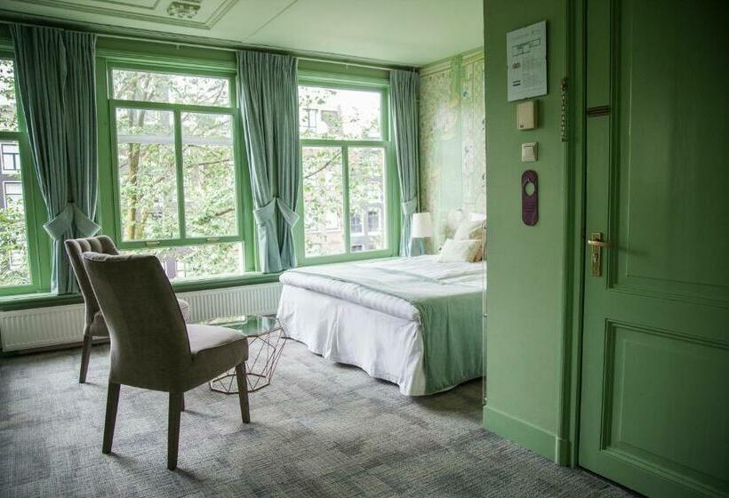 اتاق استاندارد با چشم‌انداز, T