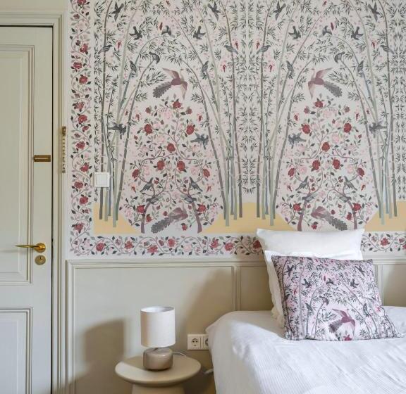 اتاق استاندارد, T