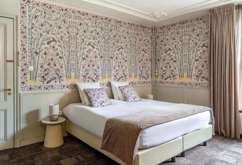 Standard Room, T