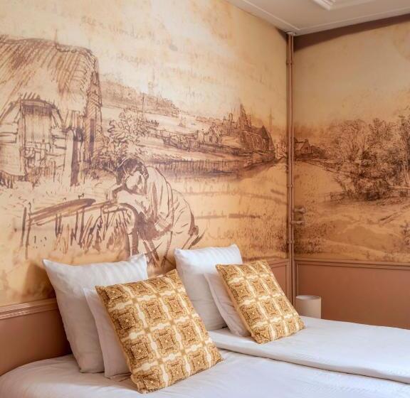 Standard Room, T
