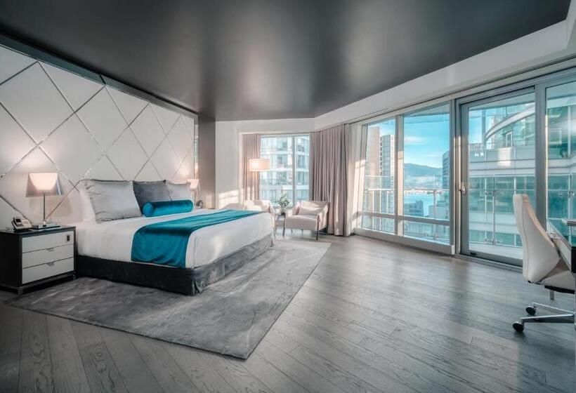 带大床的标准间, Paradox Hotel Vancouver