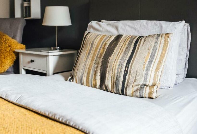 חדר סטנדרט יחיד, The Bull Inn