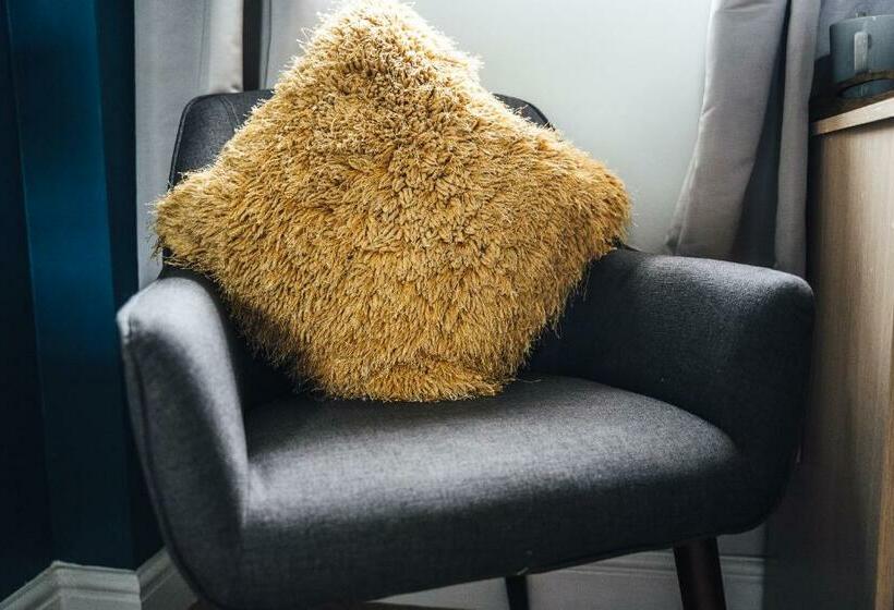 חדר סטנדרט, The Bull Inn