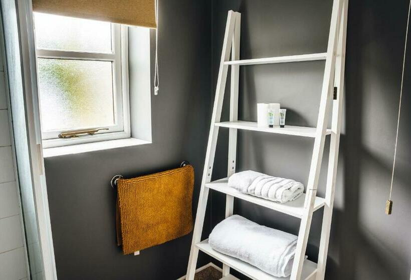 חדר סטנדרט יחיד, The Bull Inn