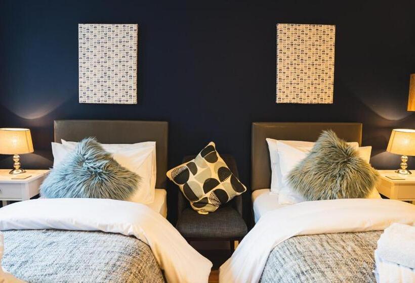 חדר סטנדרט, The Bull Inn