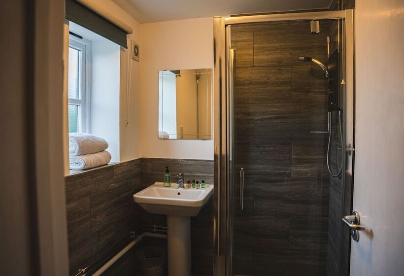 חדר סטנדרט, The Bull Inn