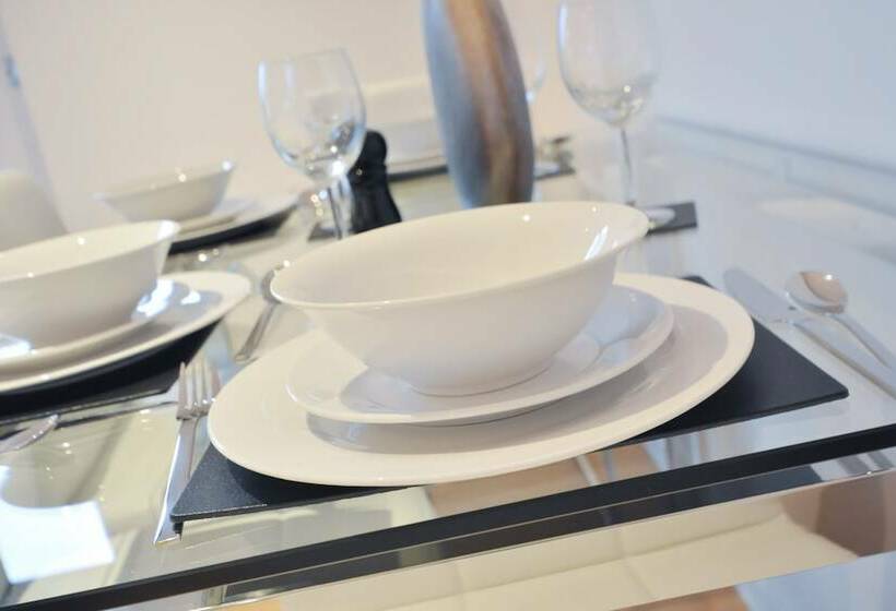 Deluxe Lejlighed 1 Soveværelse, The Kensington Residencies