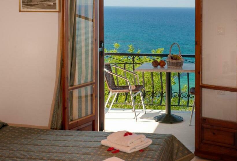 اتاق استاندارد با چشم‌انداز دریا, Villa Levante