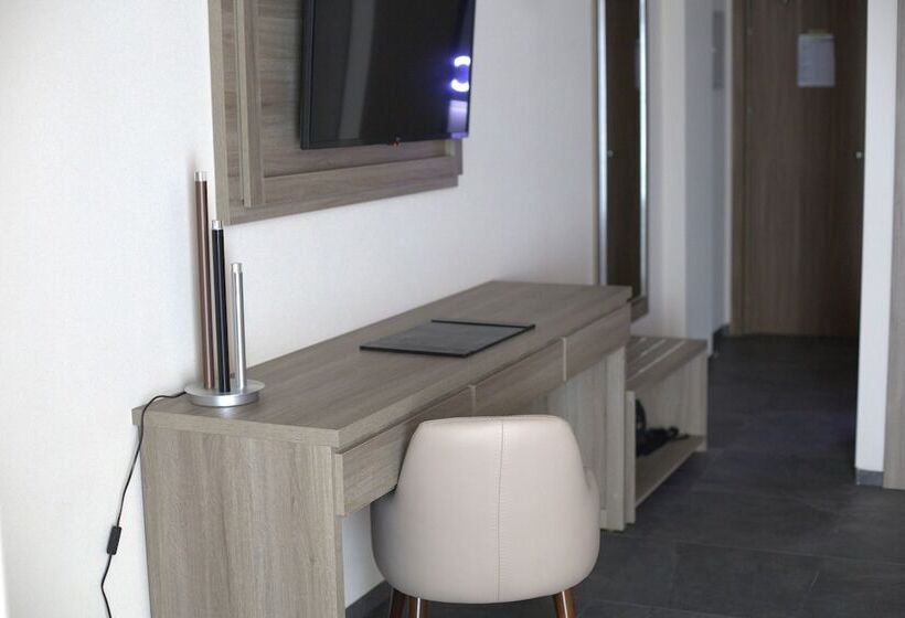 اتاق استاندارد, Ad Hotel Hydra