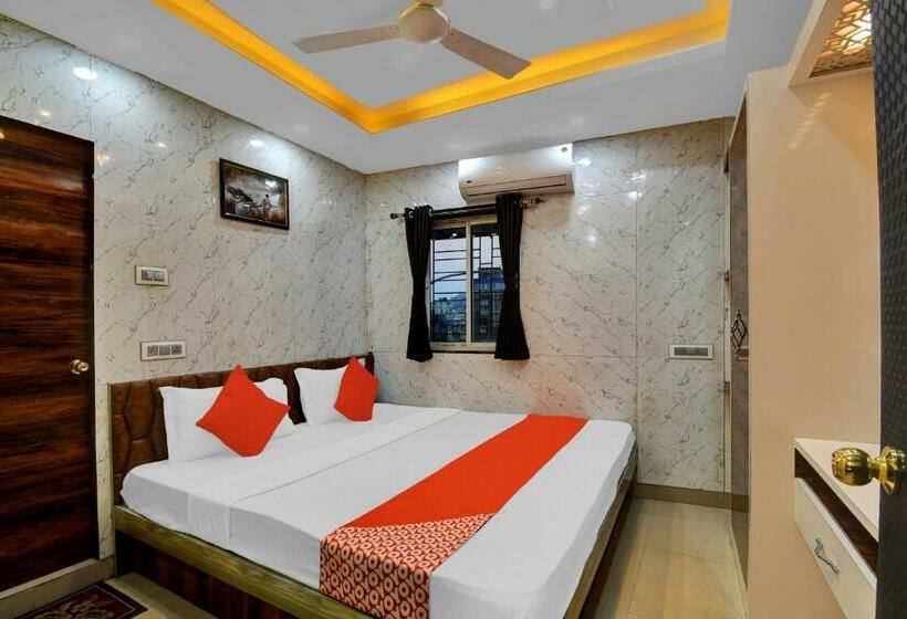 Quarto Triplo Clássico, Oyo Flagship 83977 Zq Guest House