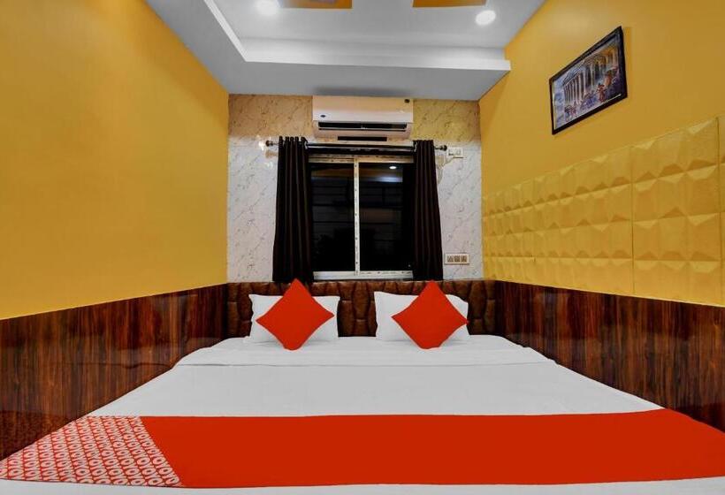 Quarto Triplo Clássico, Oyo Flagship 83977 Zq Guest House