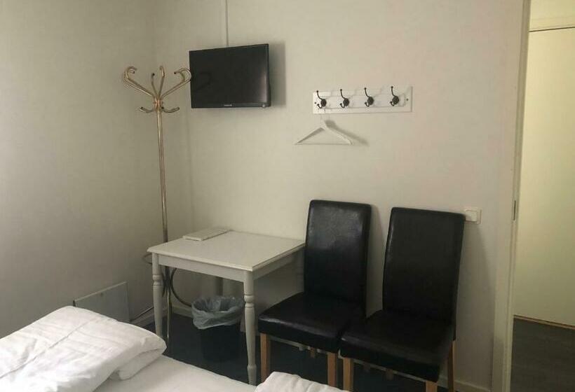 Семейный Номер, Skulesjön Hotell