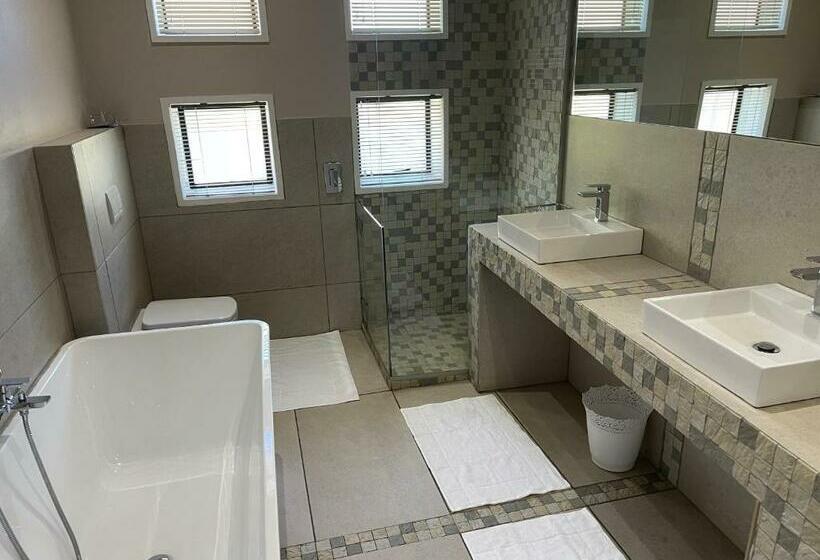 חדר דלוקס עם מרפסת, Grants Hill Inn