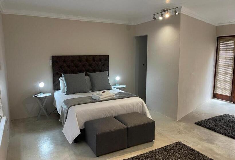 סוויטה דלוקס, Grants Hill Inn