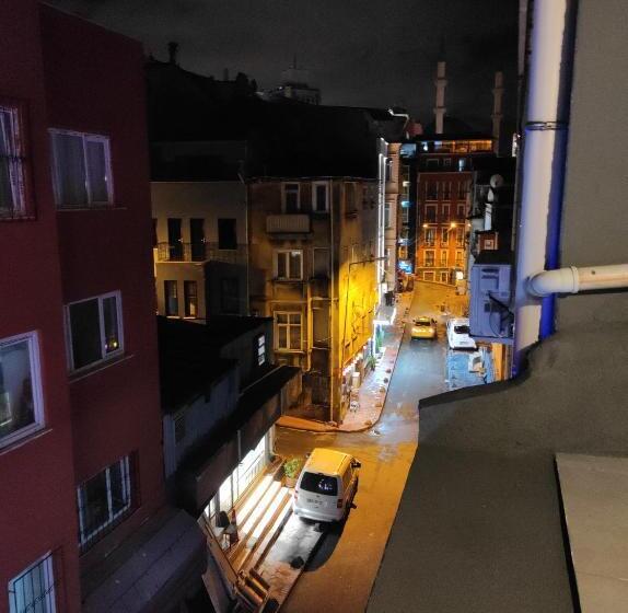 استودیوی استاندارد, Gökotta Suite