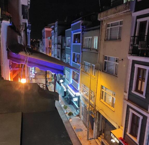 استودیوی استاندارد, Gökotta Suite