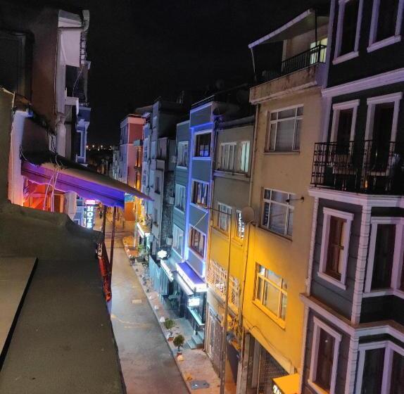 استودیوی استاندارد, Gökotta Suite