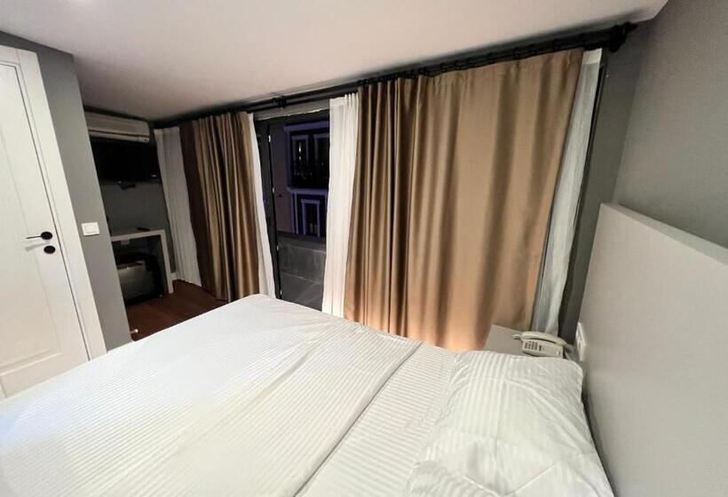 استودیوی استاندارد, Gökotta Suite