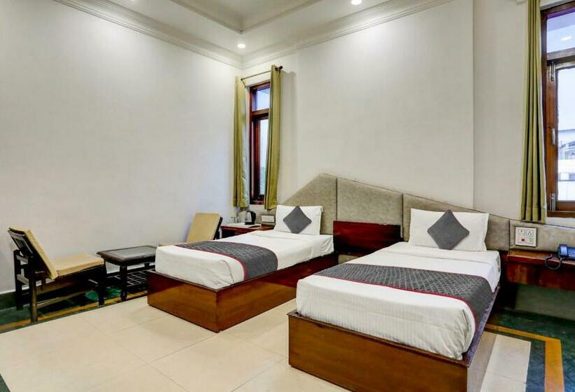 Номер Стандарт, Townhouse Hotel Selaqui Inn