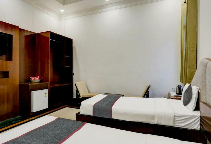 标准间, Townhouse Hotel Selaqui Inn