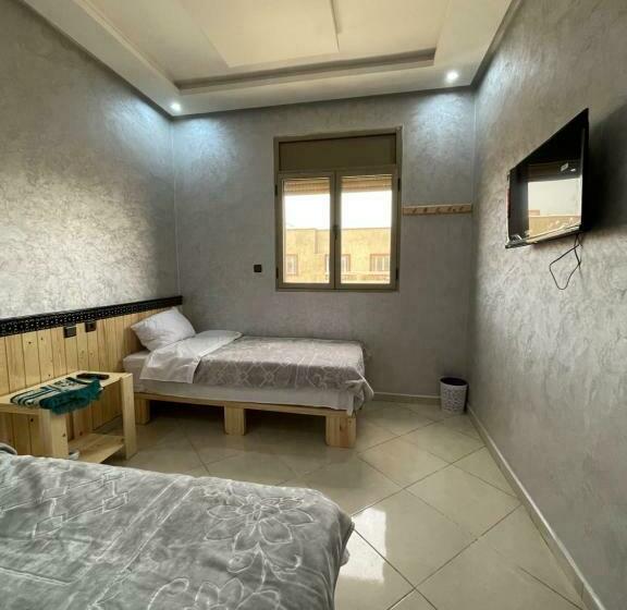 带共用浴室的标准房间, Hôtel Bahnini