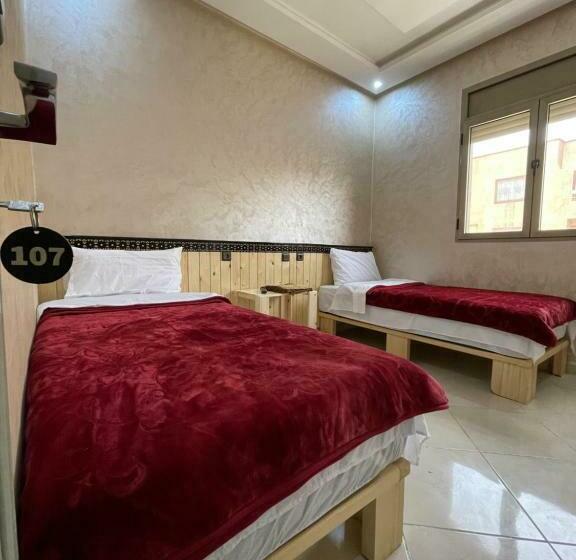 غرفة قياسية حمام مشترك, Hôtel Bahnini