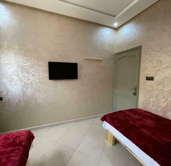 带共用浴室的标准房间, Hôtel Bahnini