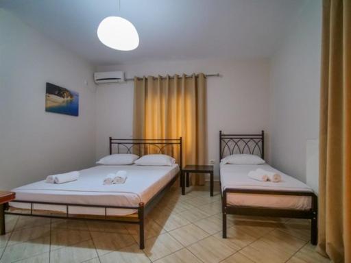 Номер Стандарт Трехместный, Vironas