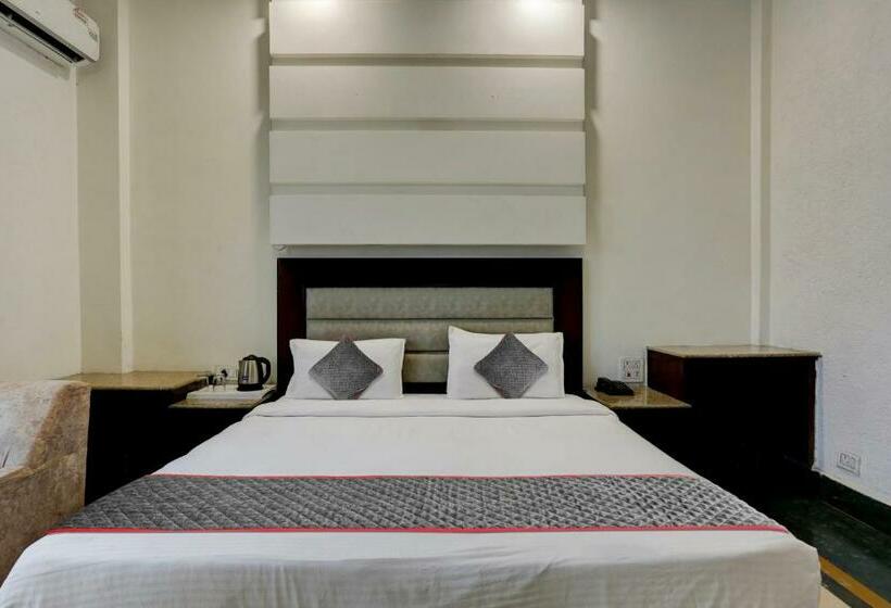 标准间, Townhouse Hotel Selaqui Inn