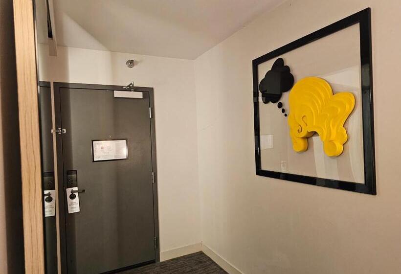 غرفة بريميوم رباعية, Center Spot Unit Strip Las Vegas