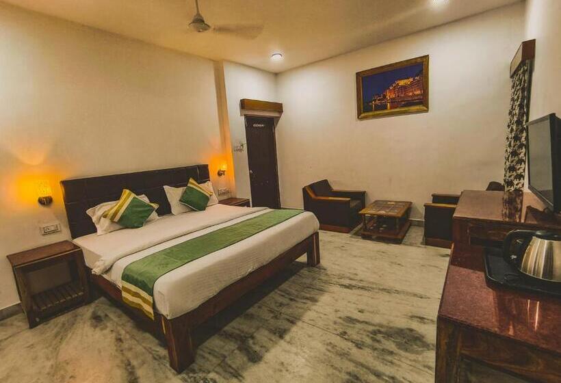 Standard Room King Size Bed, Rajshree Niwas