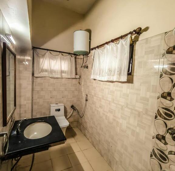 Deluxe Room, Rajshree Niwas