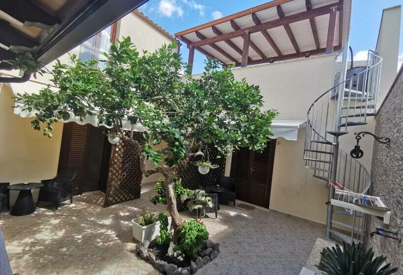חדר סטנדרט עם מיטת קינג, Il Giardino Del Sol