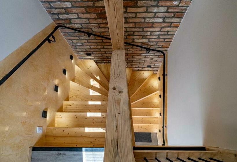 침실 1개 테라스 아파트, U Katalpy