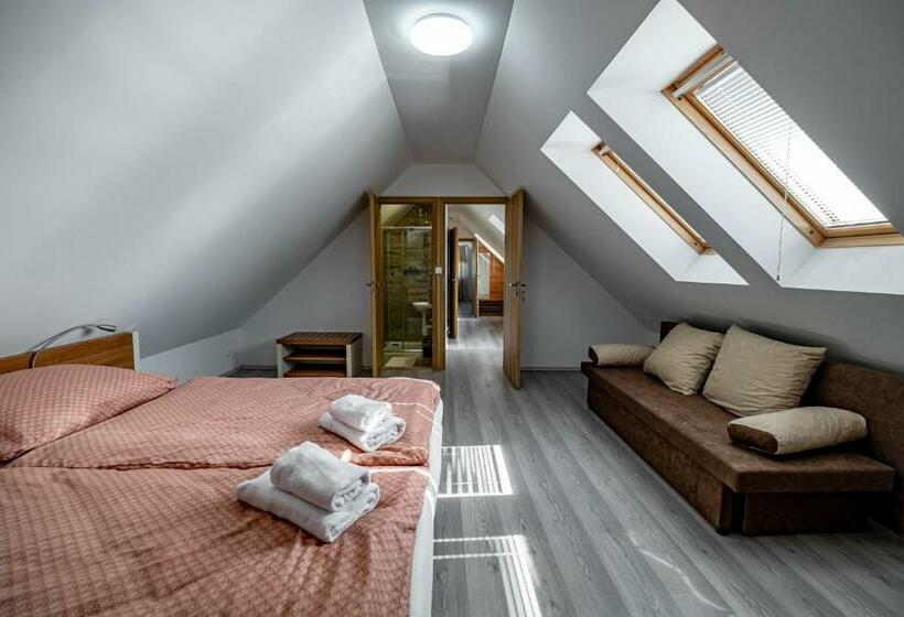 침실 1개 테라스 아파트, U Katalpy