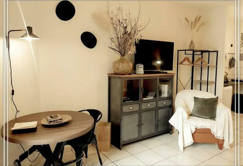 1階の1ベッドルームアパートメント, Appart Hotel Place Des Jolis Rêves